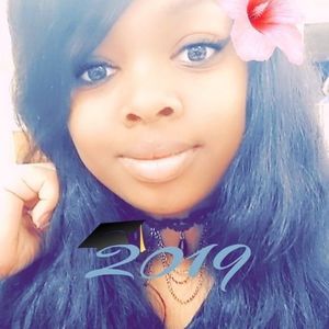 Meet your Posher, Jaela